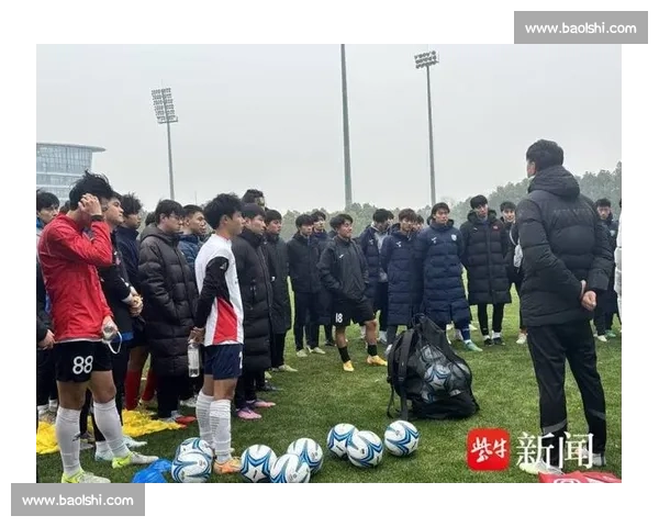 连云港苏超试训启动，重庆学子焦煜桀：跨越千里的足球梦